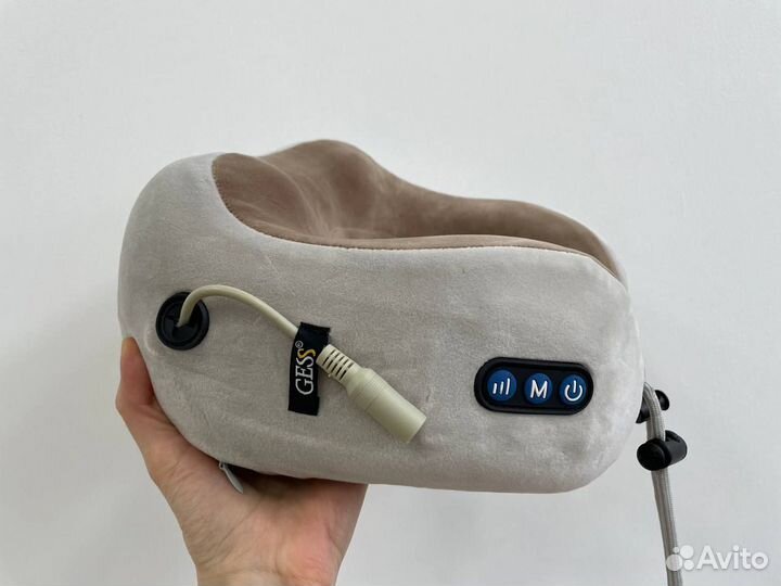 Массажная подушка для шеи