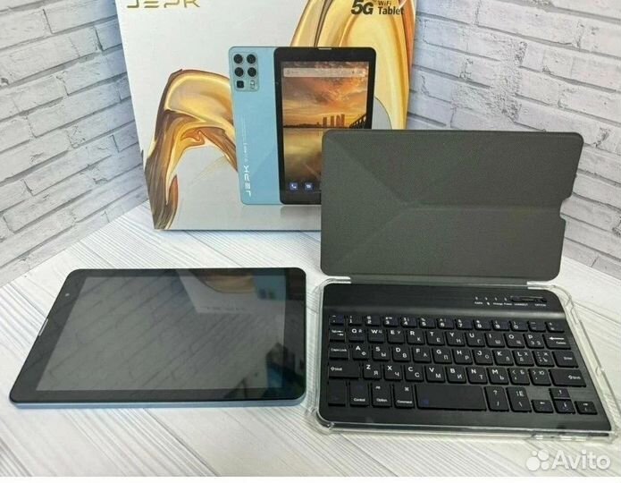 Планшет с клавиатурой со стилусом