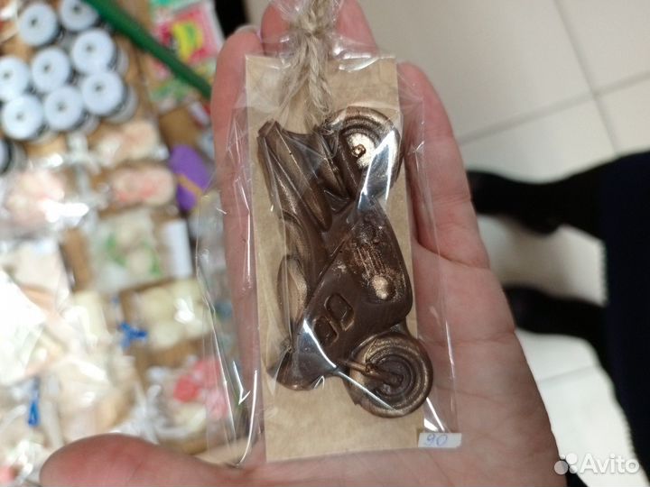 Шоколад ручной работы, шоколадные пельмени, цветы