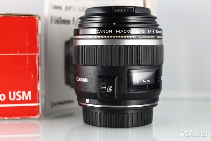 Canon EF-S 60mm f/2.8 Macro USM