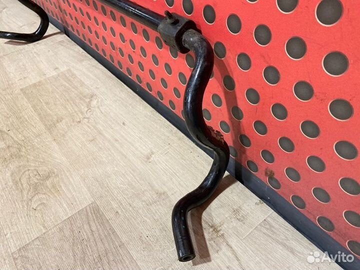 Стабилизатор подвески (поперечной устойчивости)