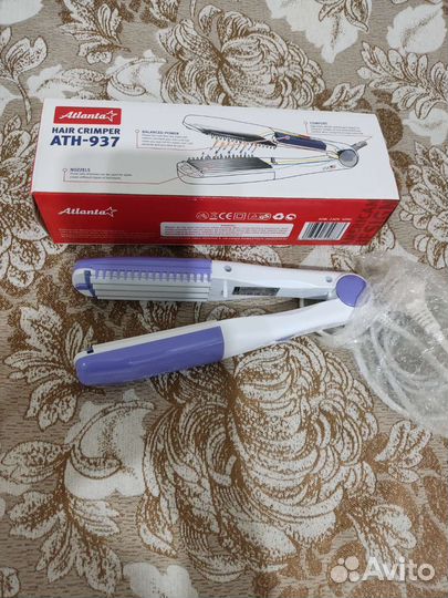 Выпрямитель для волос новый