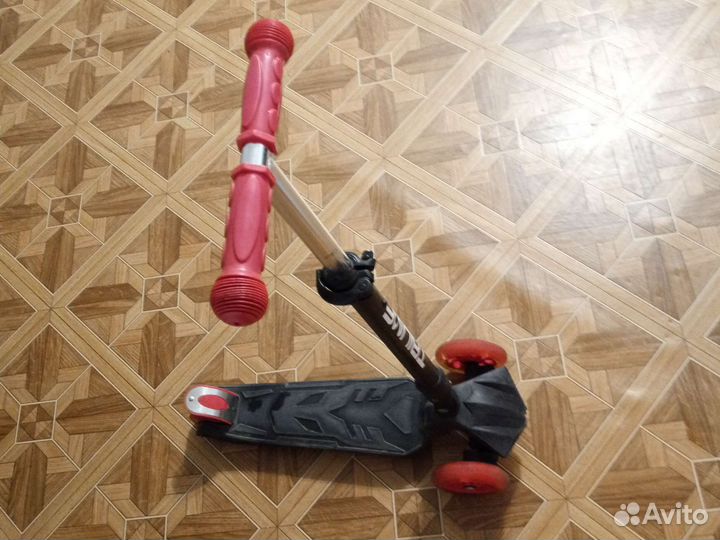 Самокат детский трехколесный бу