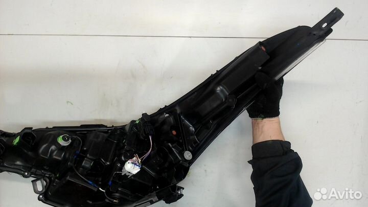 Фара (передняя) Toyota C-HR, 2021