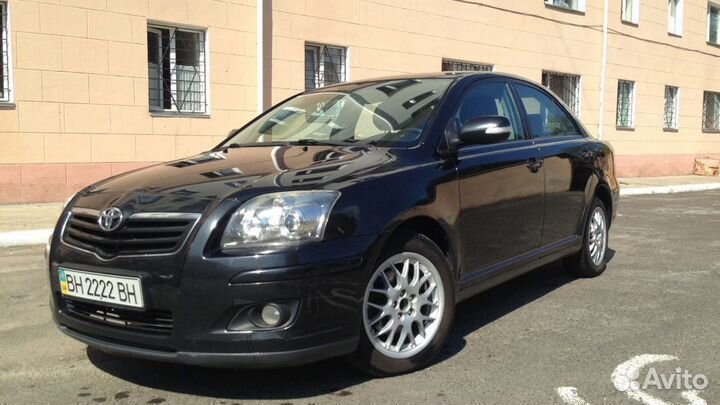 Задние арки Toyota Avensis (T250)