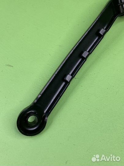 Рычаг стеклоочистителя \Scania P/R-Series CR/CP/CT