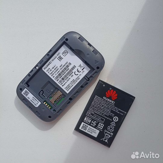 Роутер huawei Mobile WiFi E5576-320 4G,3G