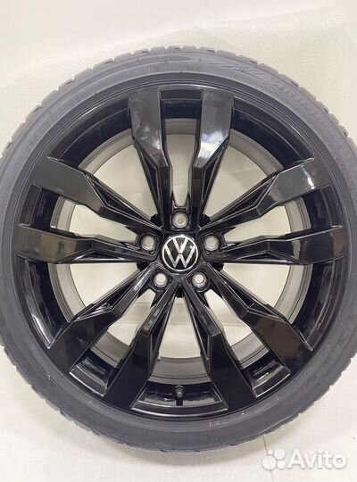 Новые Volkswagen T-Roc, Bridgestone 225/40 R19