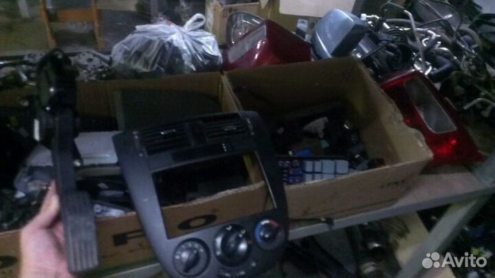 Дэу Джентра в разборе