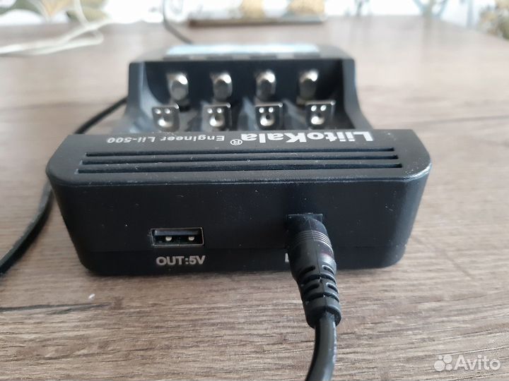 LiitoKala Engineer Lii-500 зарядное устройство