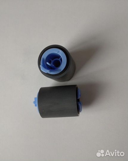 Ролики от ремонтного комплекта F2G77