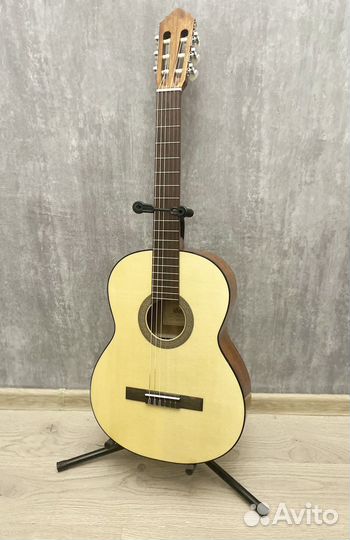 Классическая гитара