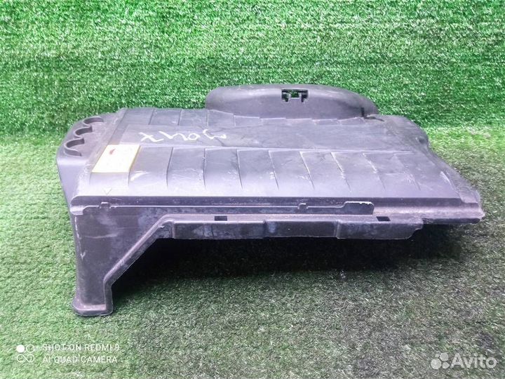 Крышка аккумулятора Mercedes-Benz A-Class W176 20