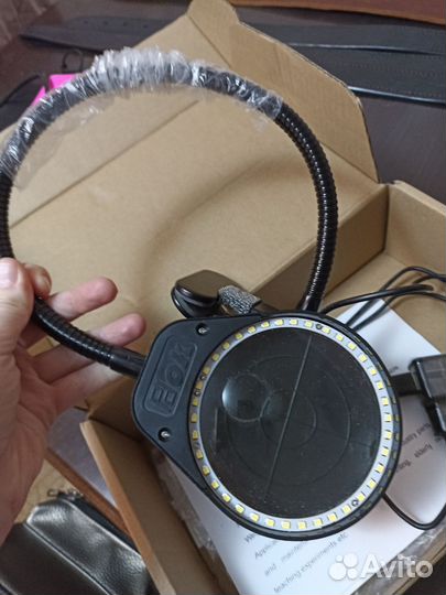 Настольная лампа