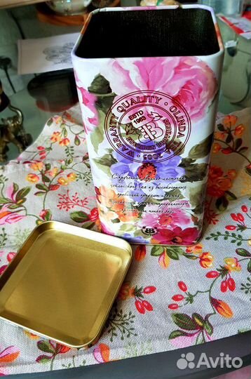 Банка подарочная