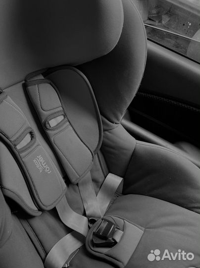 Автокресло для детей Britax Roemer серое