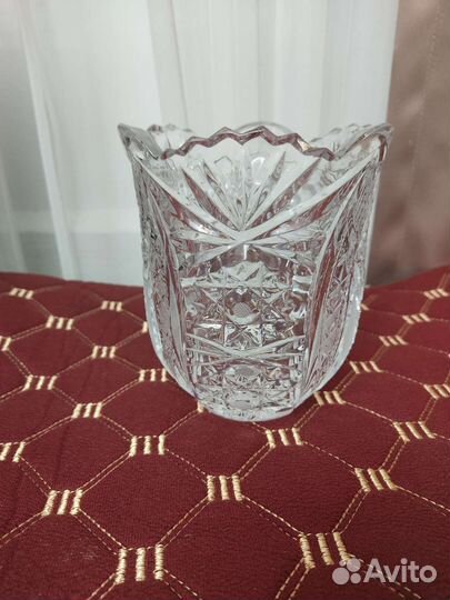 Хрустальная ваза