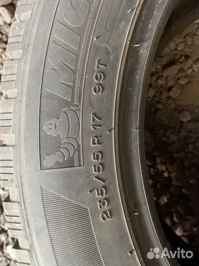 Michelin Latitude X-Ice North 235/55 R17