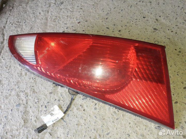 Фонарь задний правый задний правый Ford Focus 1