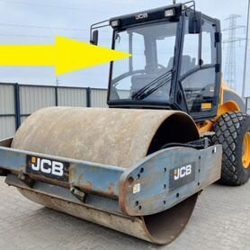 Стекло лобовое на каток jcb vibromax vm 115 hd