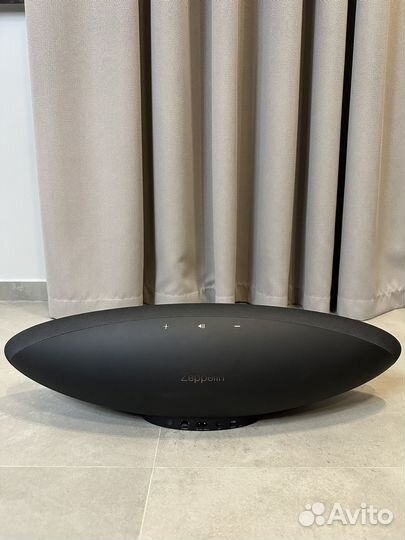 Блютуз колонка Bowers & Wilkins Zeppelin Wireless