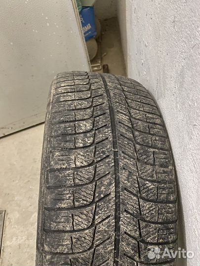 Michelin X-Ice 215/55 R17