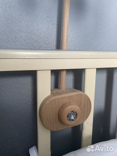 Мобиль в кроватку деревянный бренда Доброе дерево