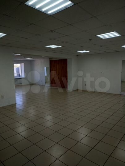 Торговая площадь, 105 м²
