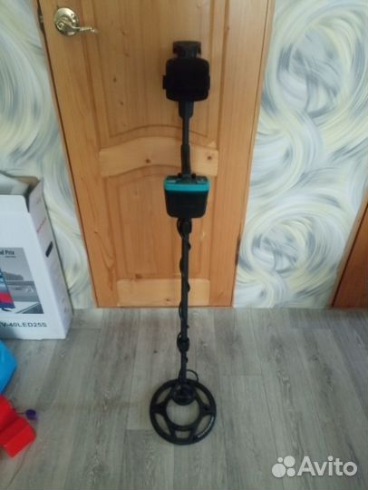 Металлоискатель TS180