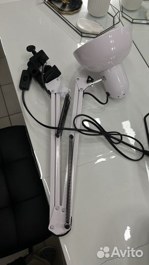 Лампа настольная