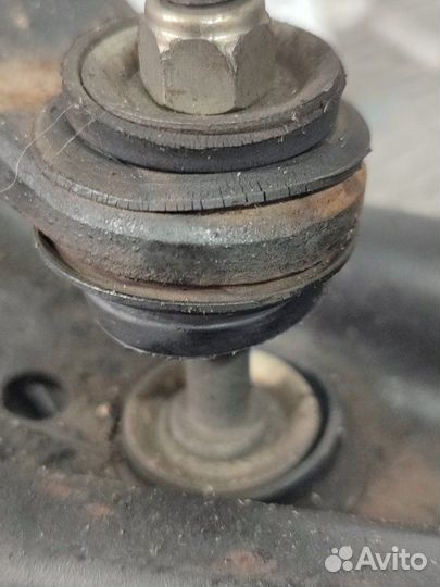 Балка под двс передняя Toyota Sienta NCP81 1nzfe