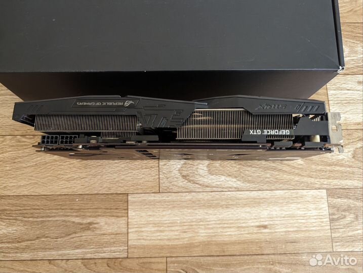 Asus Strix GTX 1080 Ti 11 гб