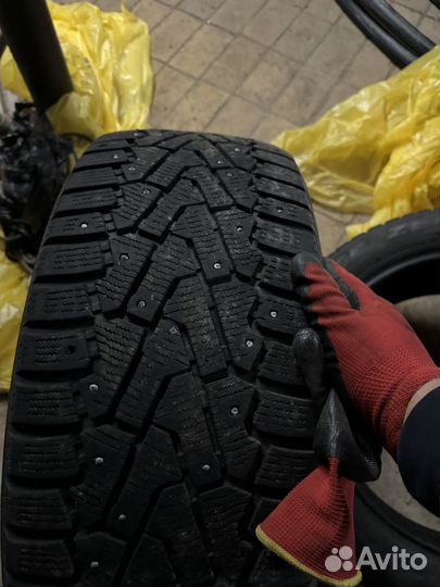 Pirelli Ice Zero 235/50 R18