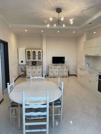 3-к. квартира, 119 м², 2/9 эт.
