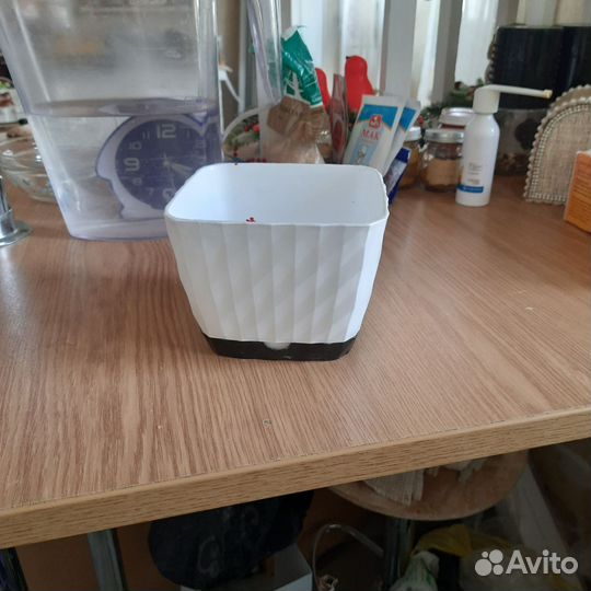 Горшок для цветов бу