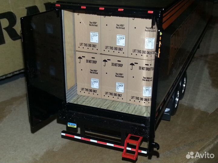 Freightliner Century Replica Bank 1/43