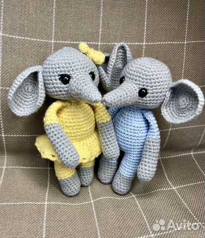 Набор из двух слоников