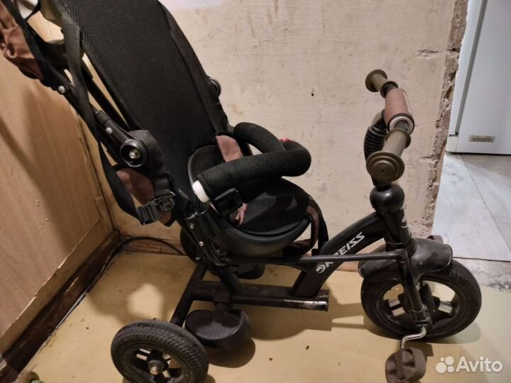 Детский трехколесный велосипед бу