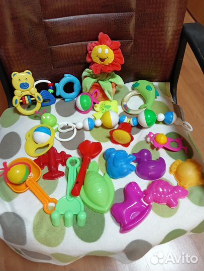 Детские игрушки до 1 года пакетом