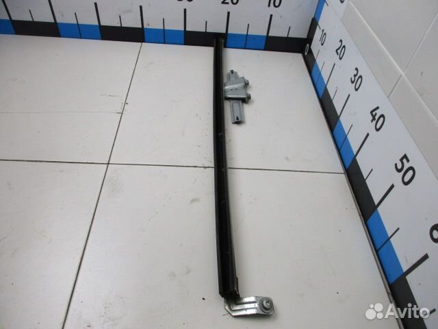 Направляющая стекла MAN TGA