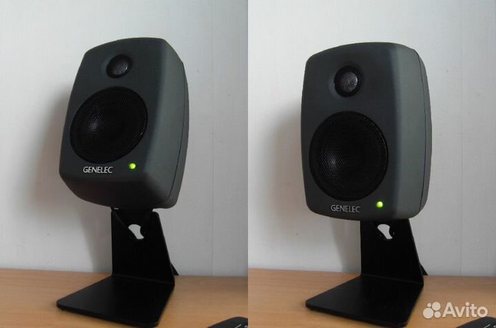 Стойка для мониторов Genelec 8010-320B