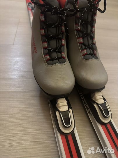 Лыжи и обувь для лыж Nordway 150