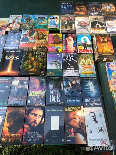 Видеокассеты в ассортименте