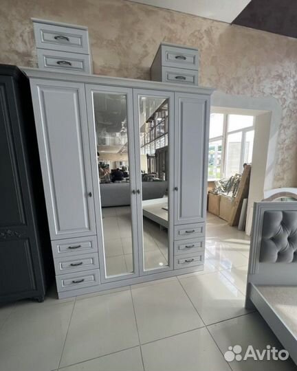 Спальный гарнитур Габриэлла