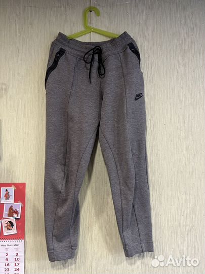 Женский костюм Nike