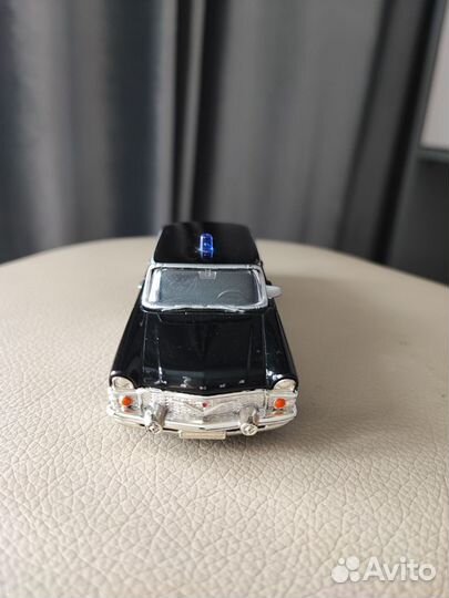 Модели автомобилей СССР газ 13 чайка коллекционная