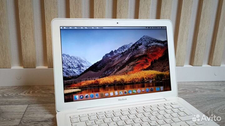 Apple MacBook 13 A1342 Mid 2010
