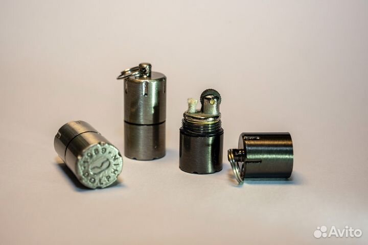 Зажигалка бензиновая. Брелок на ключи