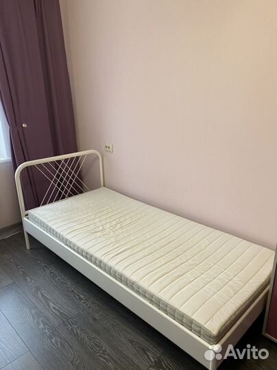 Кровать IKEA
