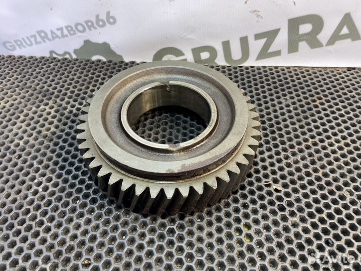 Шестерня заднего хода кпп ZF 16S 2520